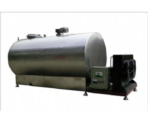 Self-cooling milk tank